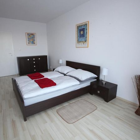 Apartment Park Radouc - 60M2 Mladá Boleslav Екстериор снимка